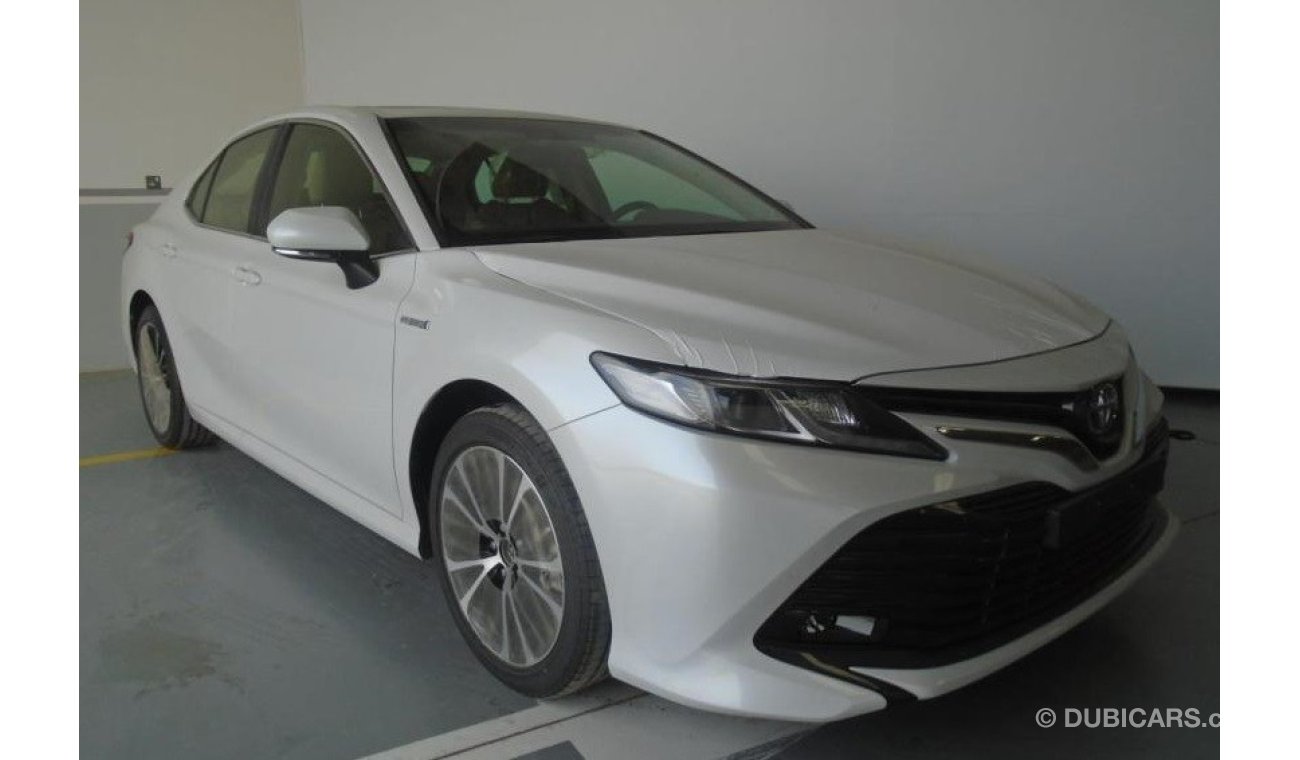 Toyota Camry 2.5 GLE AT Only for Export (2018 Model)