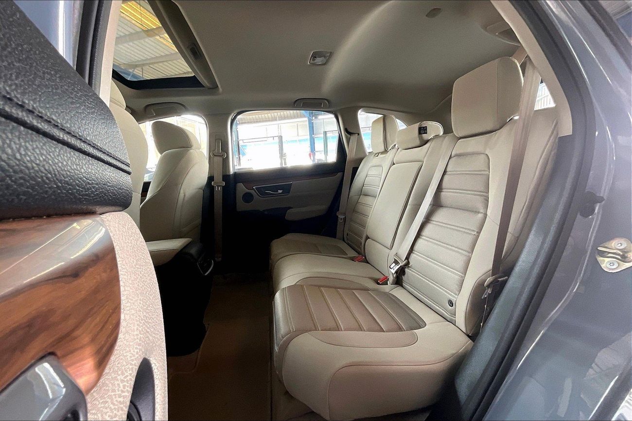 Honda CRV Touring | Guaranteed Warranty | 0 Down Payment