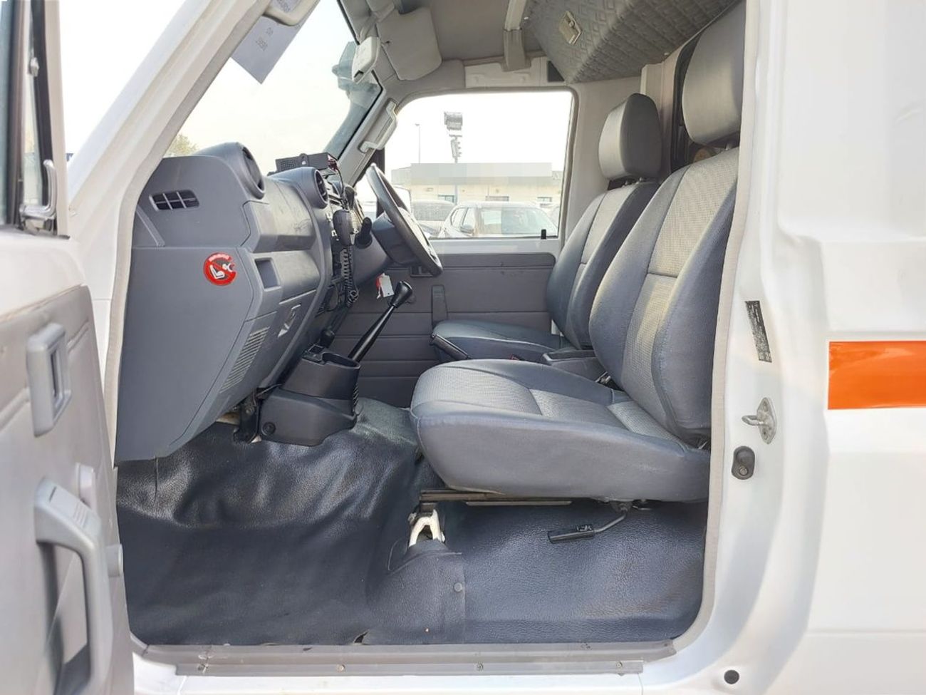 Toyota Land Cruiser TOYOTA LAND CRUISER AMBULANCE SUV RHD 2017 MODEL 4.5 L DIESEL MANUAL(PM07499)