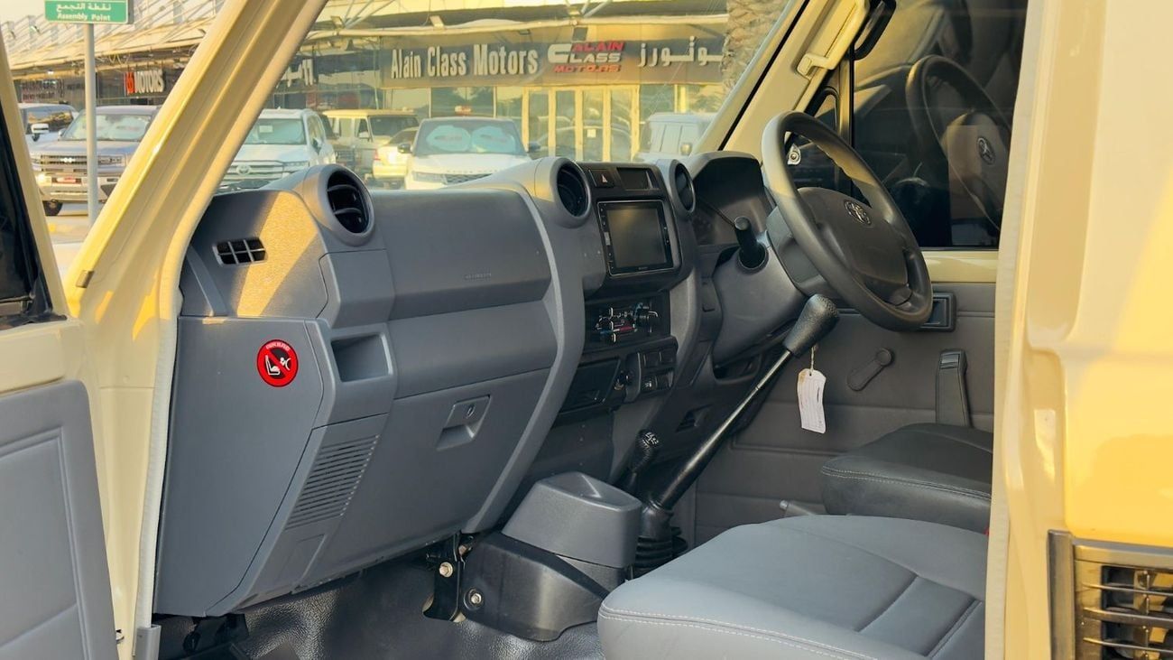 Toyota Land Cruiser Pick Up Single Cab | 4.5L Diesel Manual | RHD | ARB Bull Bar, Snorkel & Roof Basket | 4WD