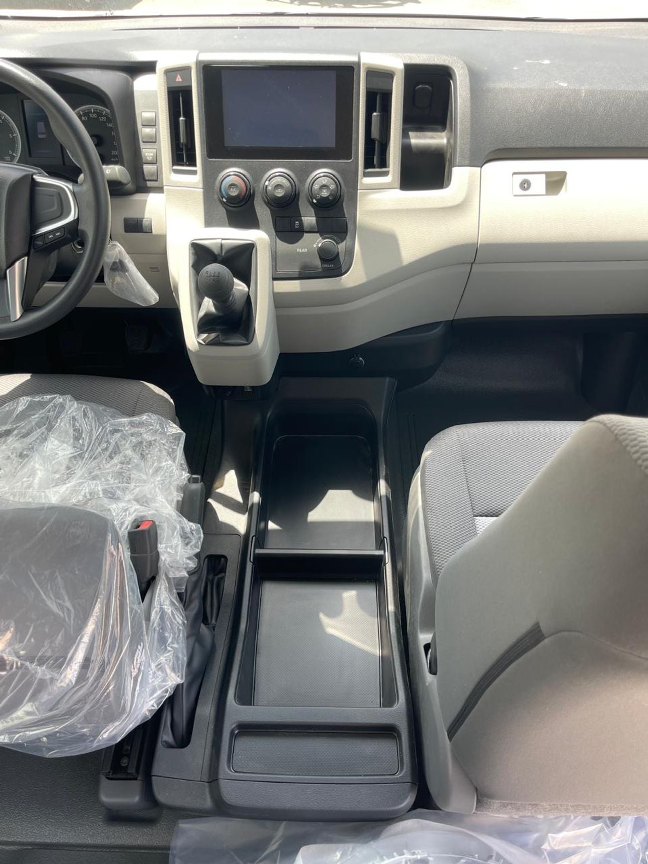 Toyota Hiace DX