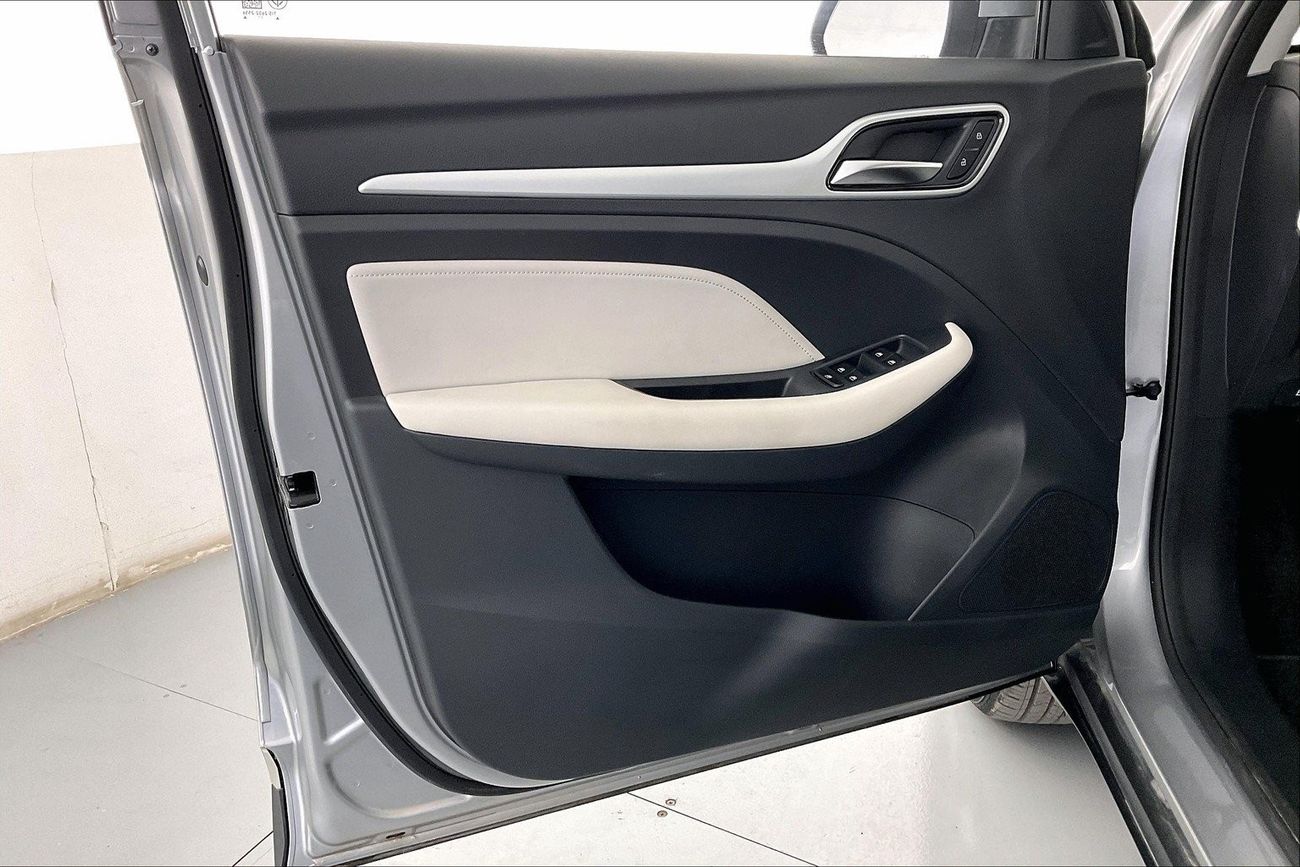 أم جي ZS Luxury | شامل الضمان | 0 ﺪﻔﻋﺓ ﺃﻮﻟﻯ