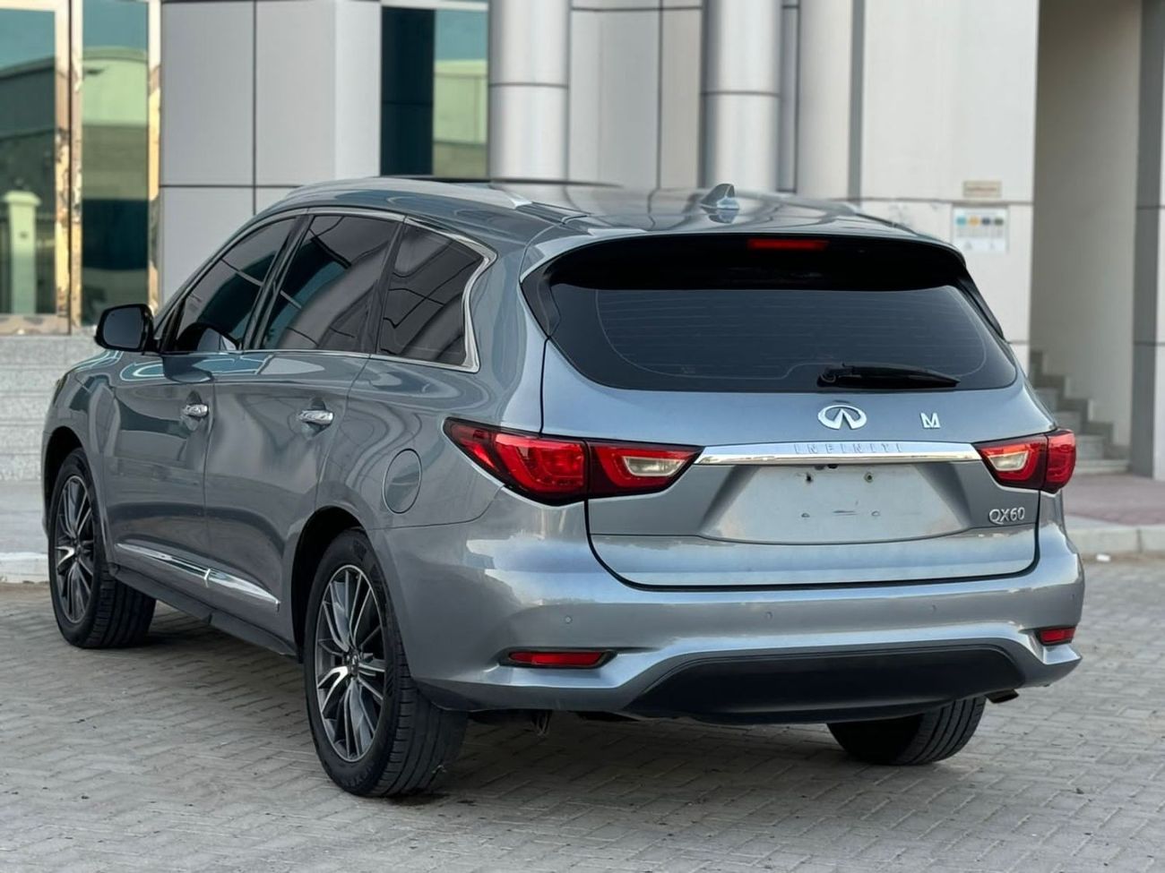 Infiniti QX60 Luxury