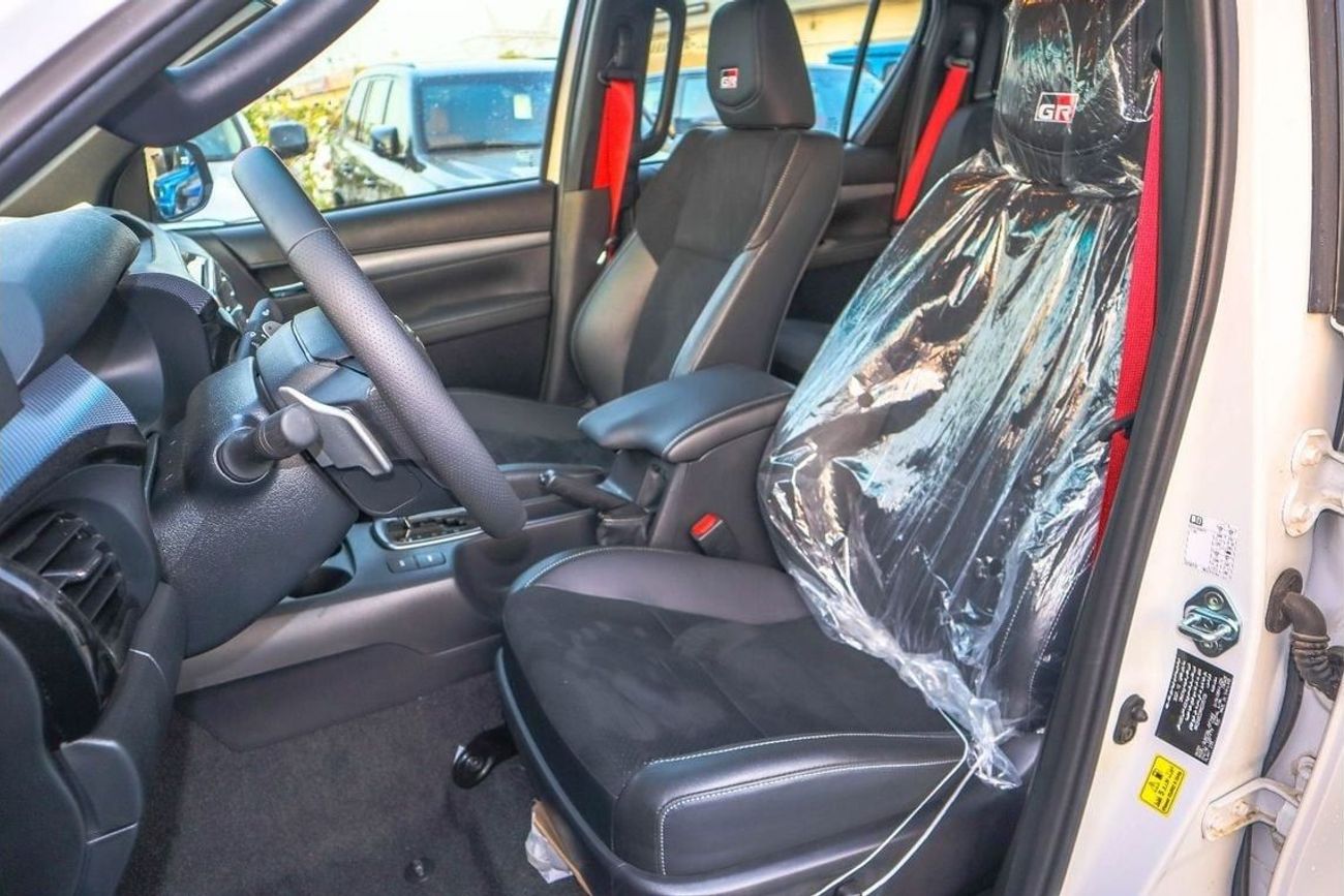 تويوتا هيلوكس toyota hilux GR diesel 2.8L 2024 model