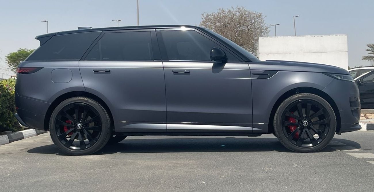 لاند روفر رينج روفر سبورت First Edition- Fully agency maintained- under warranty