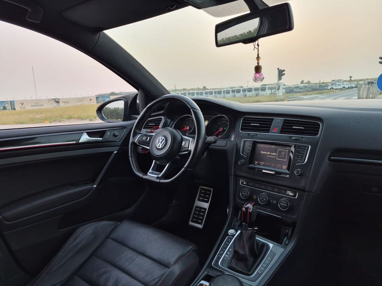 فولكس واجن جولف GTI 2.0L