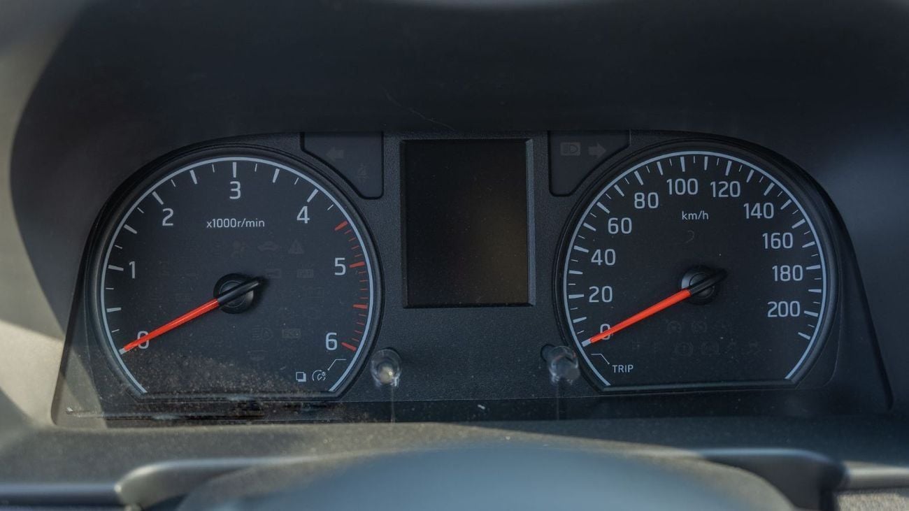 Nissan Urvan 2026 Nissan Urvan 2.5L MT Diesel 16 Seater Highroof Wide body EX