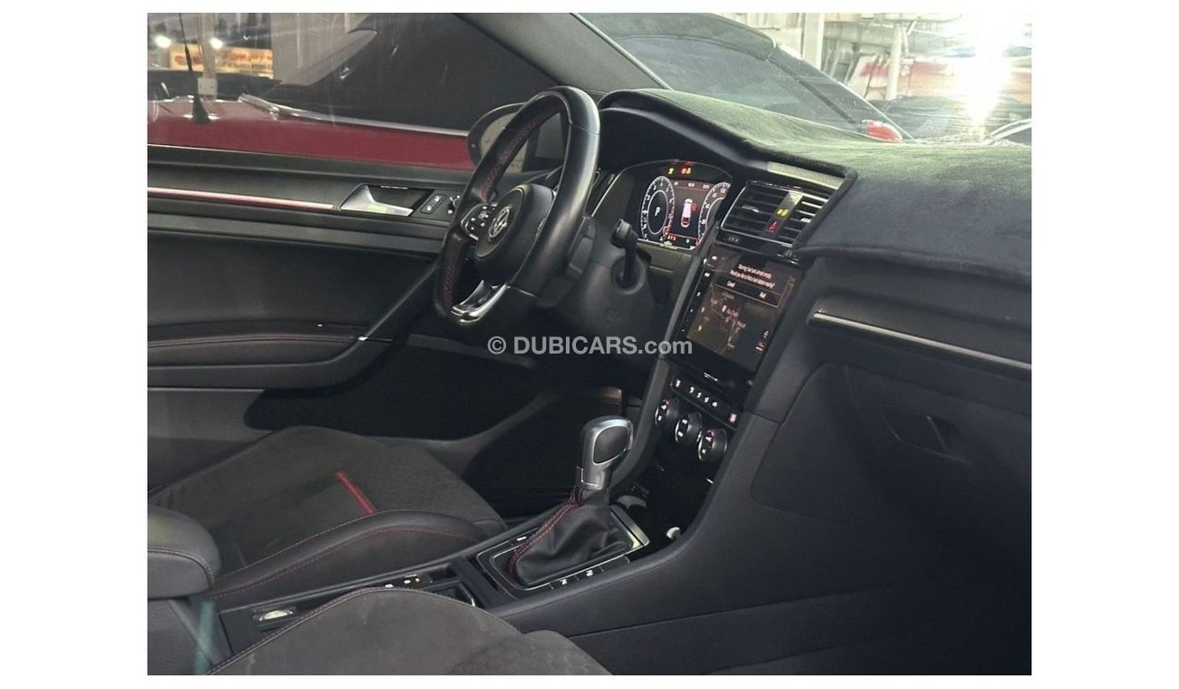 Volkswagen Golf GTI P2 فولكس فاجن قولف GTI  موديل :2018 المطلوب : 62.000 درهم  مواصفات خليجية  فل اوبشن رقم 1 ،   عد