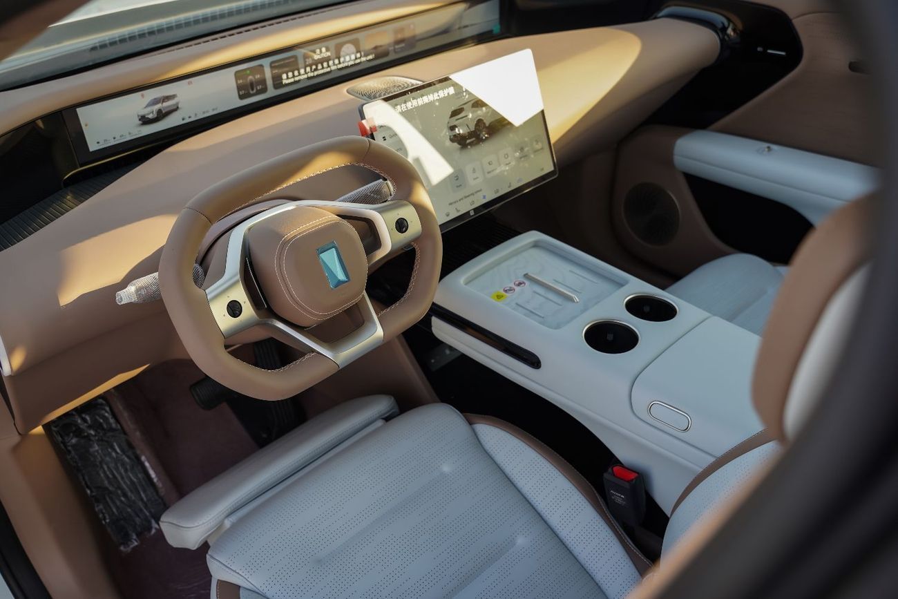 أفاتر 07 2025 AVATR 07  ULTRA 4WD EXTENDED RANGE EDITION 0Km