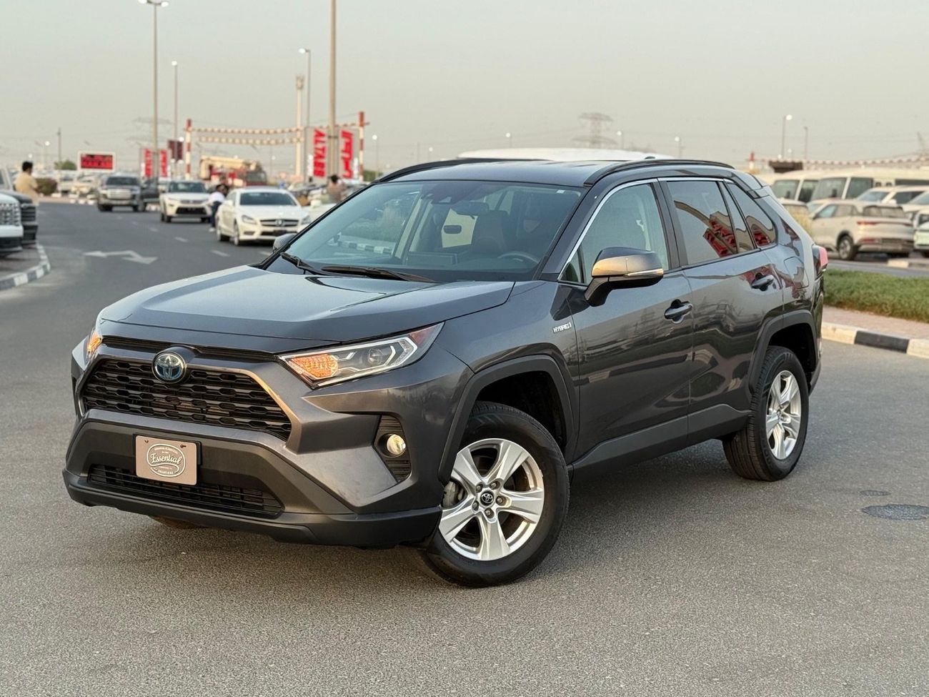 Toyota RAV4 Hybrid XLE 2.5L
