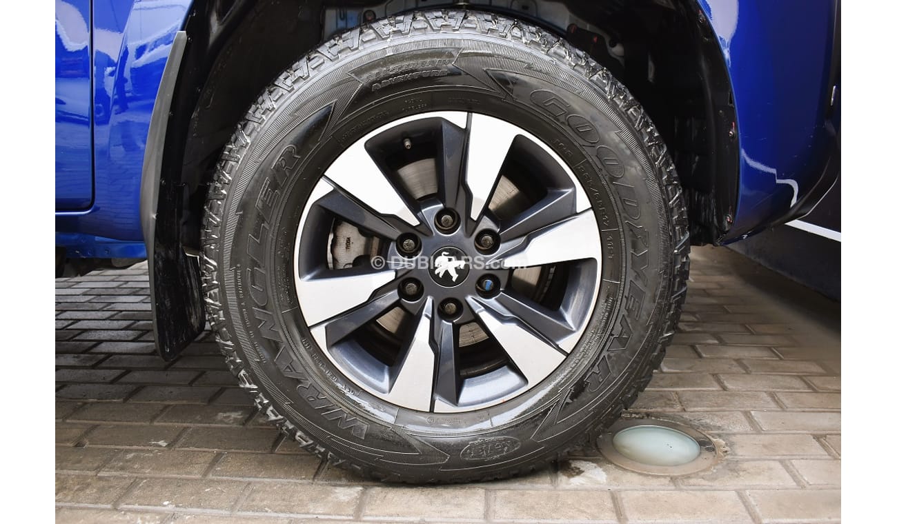 Peugeot Landtrek DOUBLE CABIN PICKUP 2.4L AT 4X4 2022 GCC AGENCY WARRANTY UP TO 2025 OR 100K KM