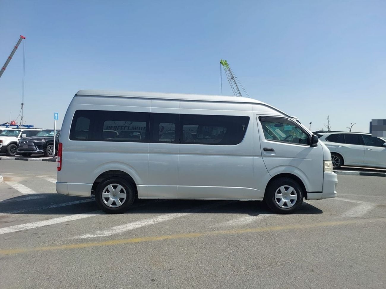 Toyota Hiace TOYOTA HIACE VAN RHD 2013 MODEL 3.0 L DIESEL AUTOMATIC(PM11956)