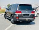 تويوتا لاند كروزر Toyota landcuriser VXR 5.7 V8 2019 Years full option Top the Range accident free