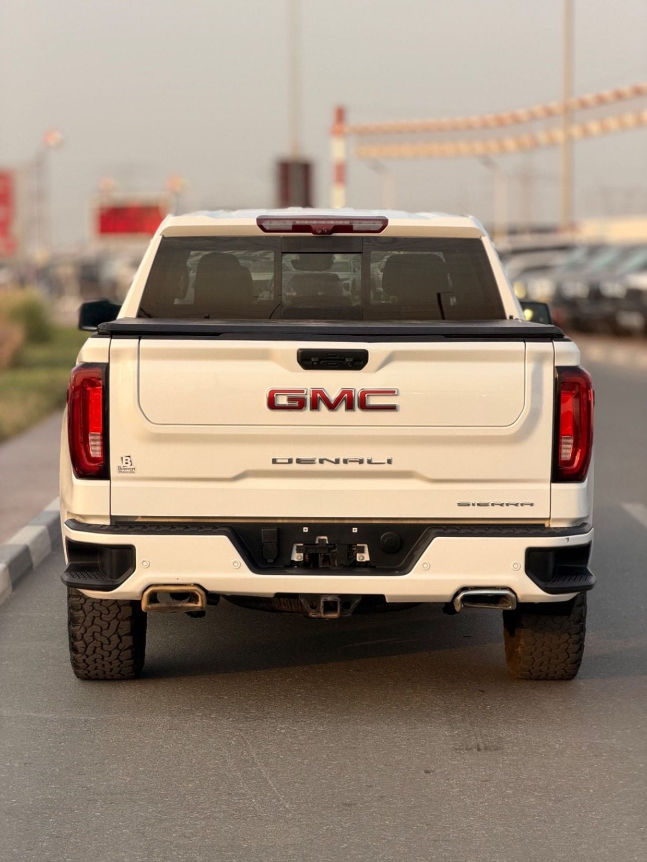 جي أم سي سييرا Full option sunroof, 360 cameras, leather electric seats 2022