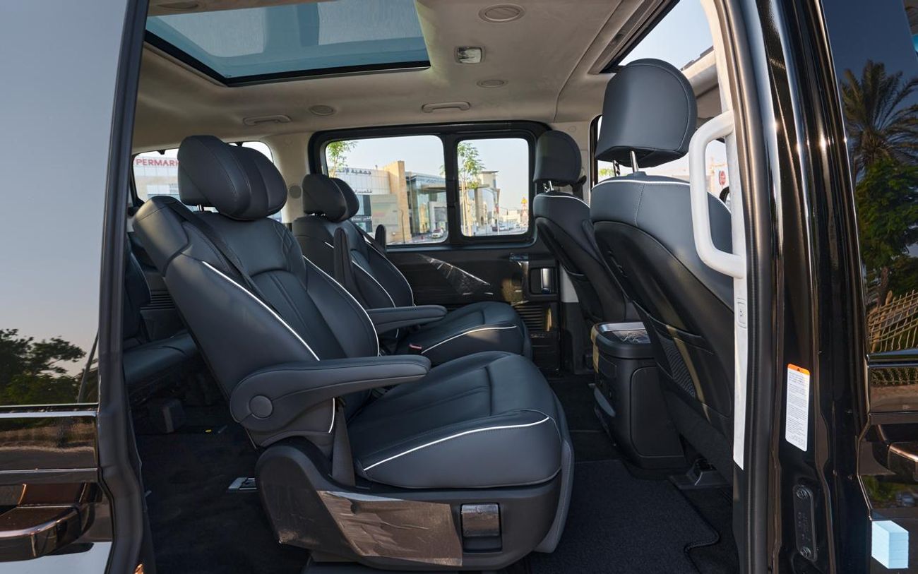 Hyundai Staria 3.5L Luxury (7 Seater)