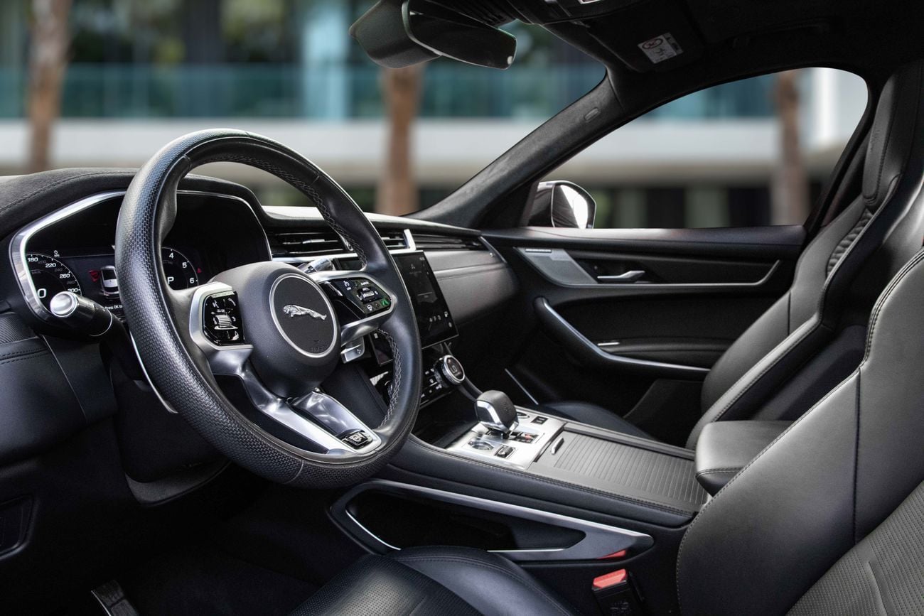 جاكوار F بيس SVR F-Pace SVR | 4,444 P.M | 0% Downpayment | Jaguar Warranty + S/Contract!