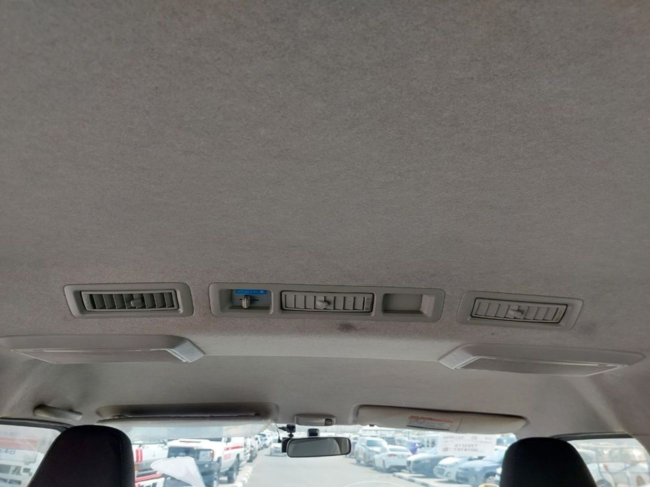 تويوتا هاياس TOYOTA HIACE WAGON VAN 2014  RHD 2.7 L PETROL AUTOMATIC (PM019787)