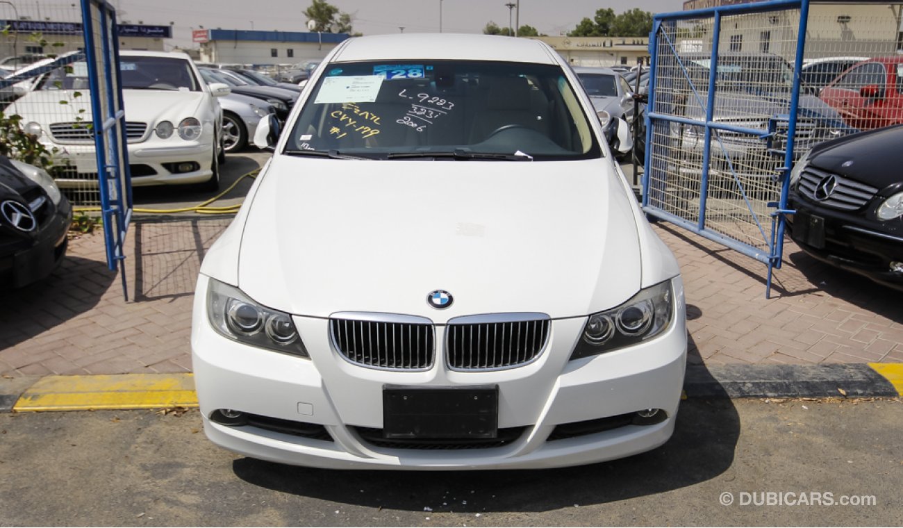 BMW 323 i