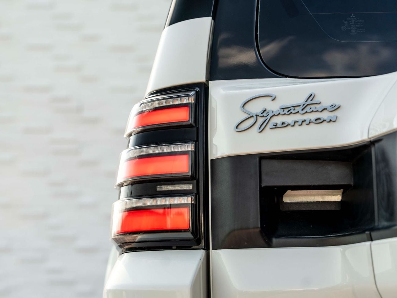 Mitsubishi Pajero GLS 3.5L (189 HP)