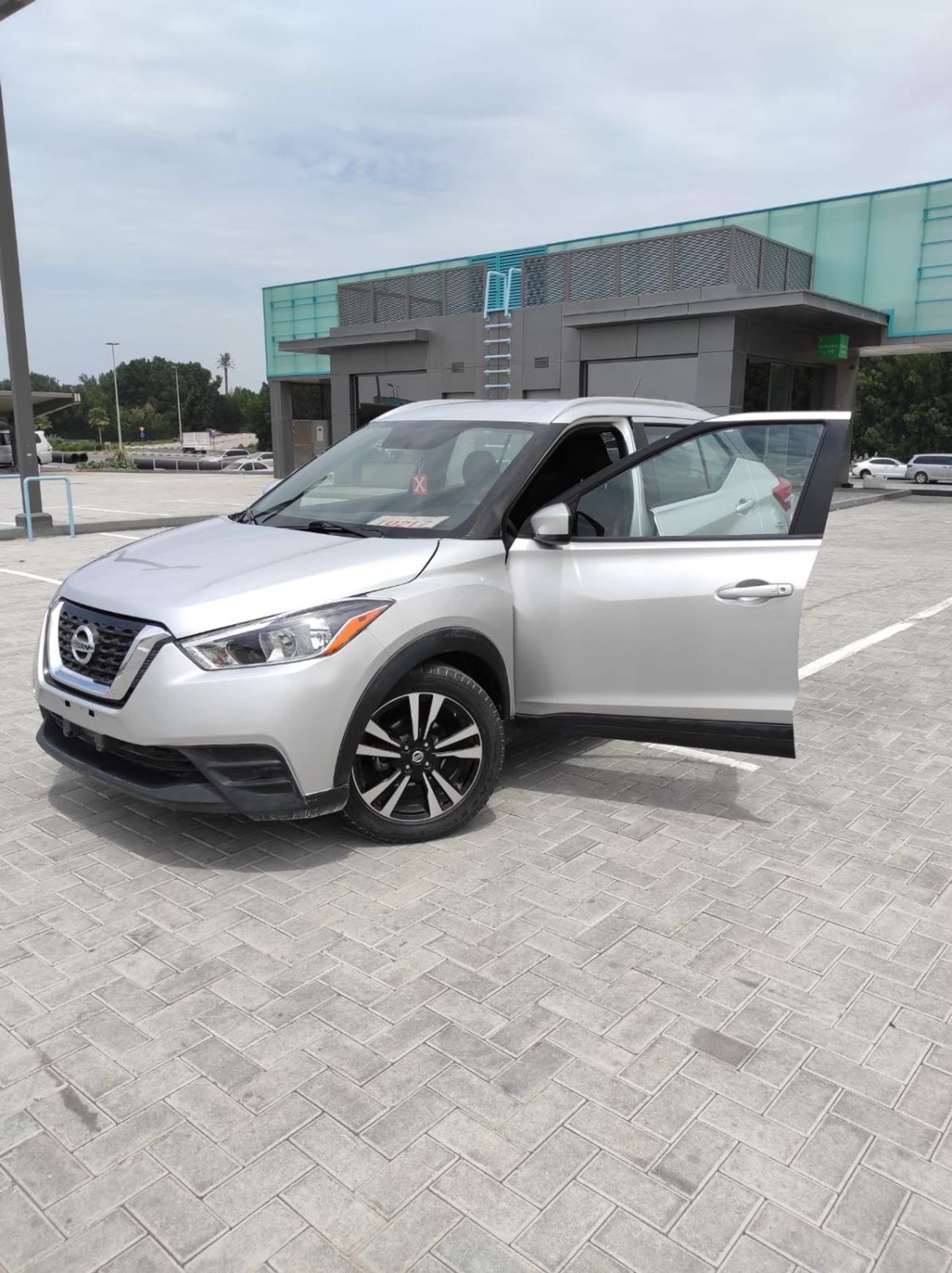 Nissan Kicks SV