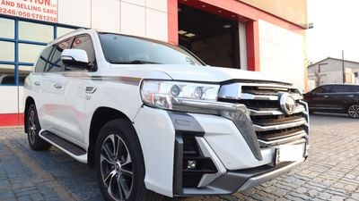 Toyota Land Cruiser VXR