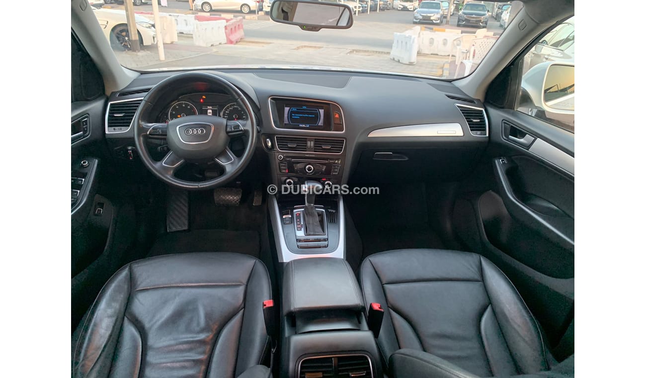 أودي Q5 Audi Q5   2015