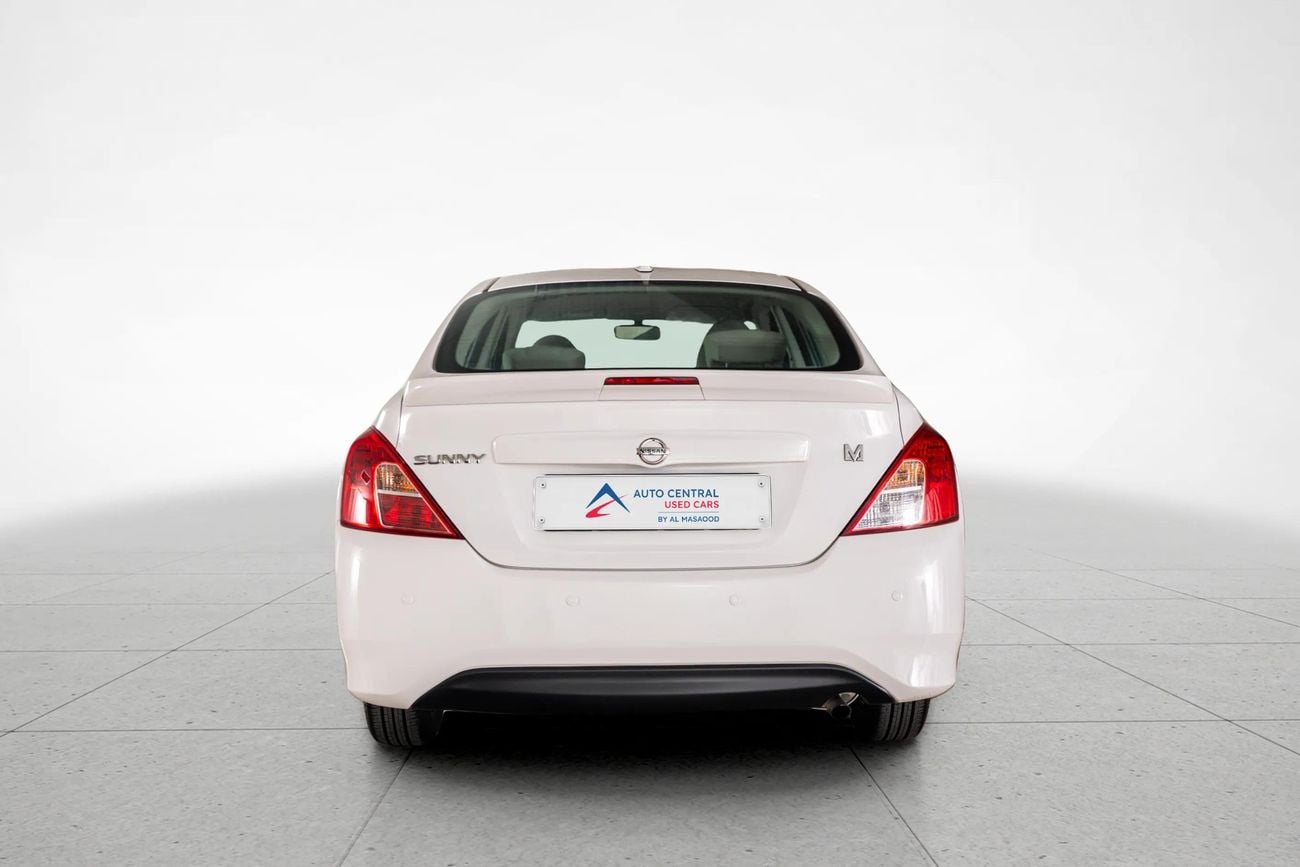 نيسان صني SV 1.5