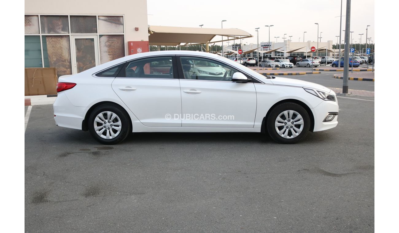 هيونداي سوناتا 2017 FULLY AUTOMATIC SEDAN WITH GCC SPEC
