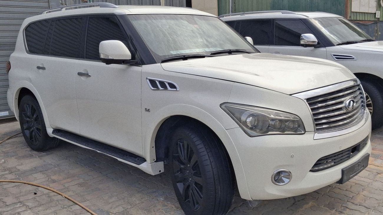 Infiniti QX80 Black Edition 8 5.6L