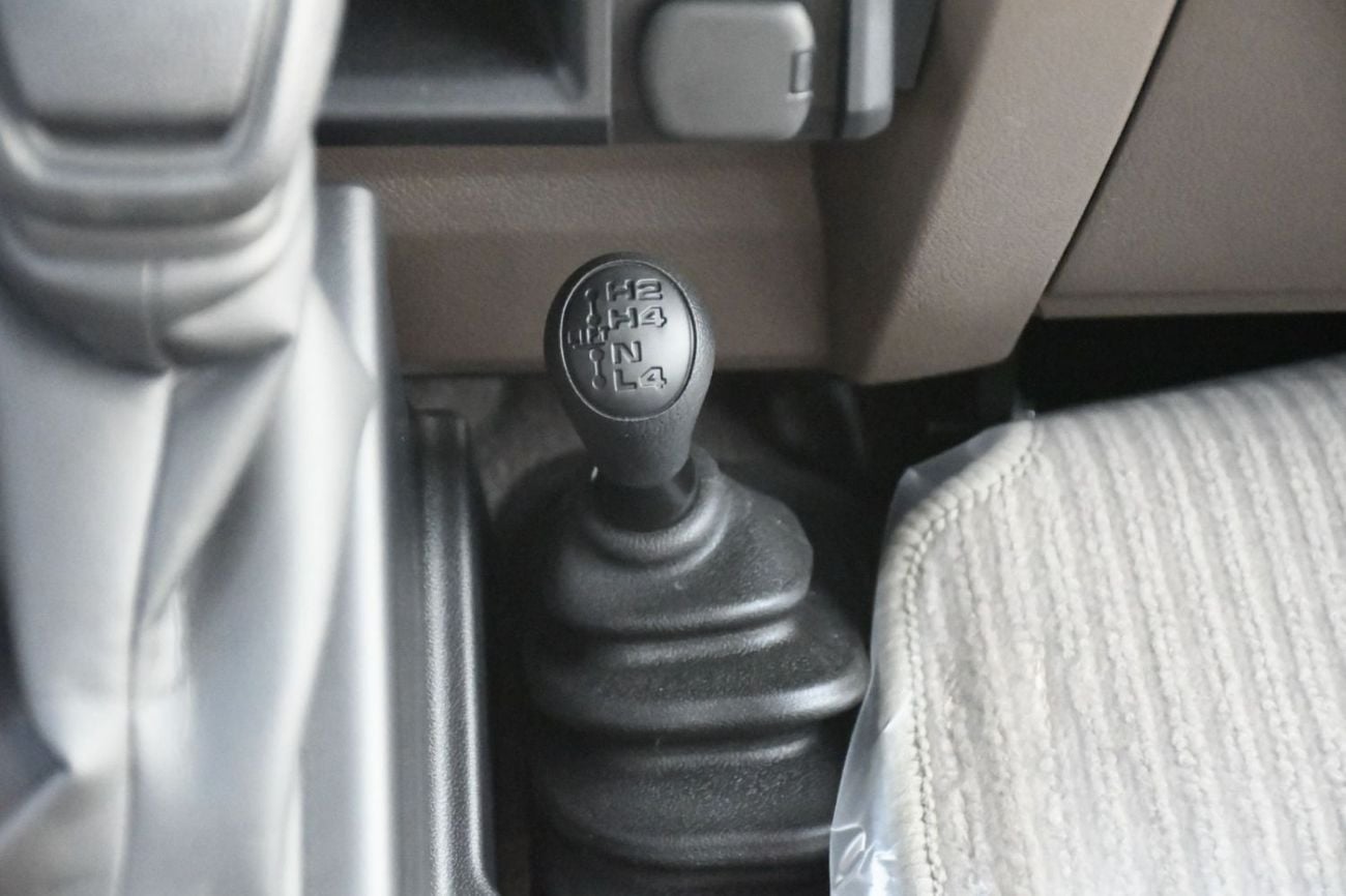 Toyota Land Cruiser 70 LX GDJ76 2.8L TDSL - E AT 40th Anniversary Package 2025YM