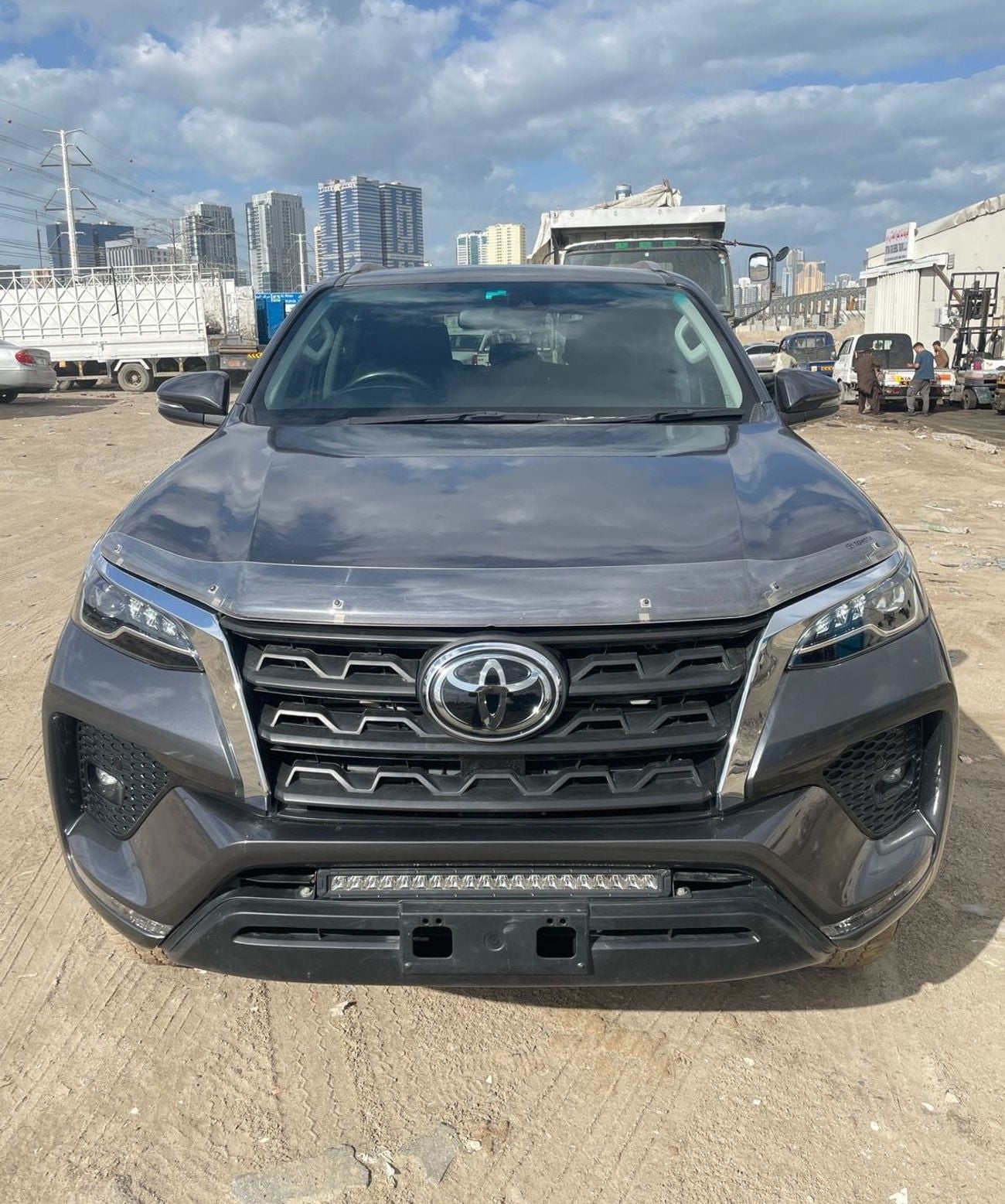 تويوتا فورتونر right hand drive diesel 2.8 liter