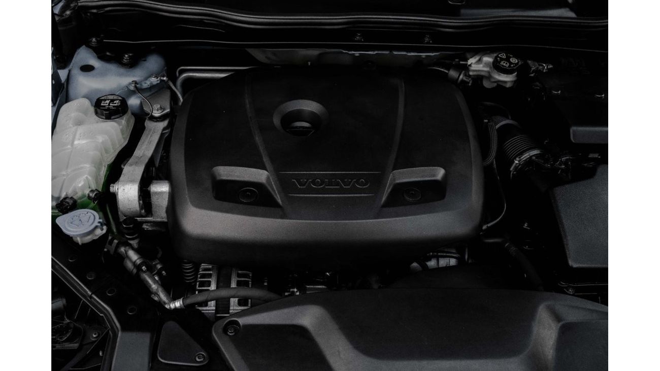Volvo V40 R Design 40 T5  | 1,187 P.M (4 Years)⁣ | 0% Downpayment | Well Maintained