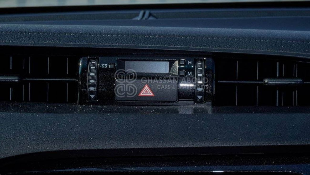 تويوتا هيلوكس GL 2.4L Double Cab Utility