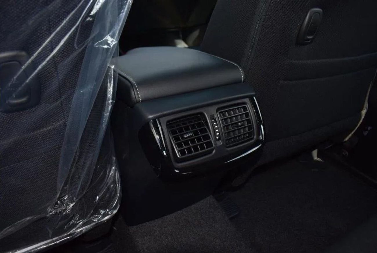 تويوتا هيلوكس 2025 TOYOTA HILUX DOUBLE CAB PICKUP ADVENTURE V6 4.0L PETROL AT