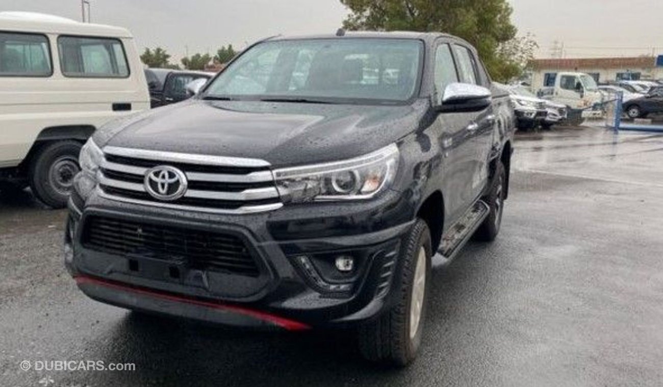 تويوتا هيلوكس 2020 Toyota Hilux Crew Cab TRD Black | C 1055