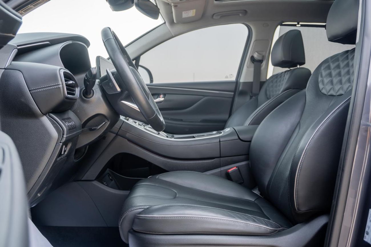 Hyundai Santa Fe hybrid