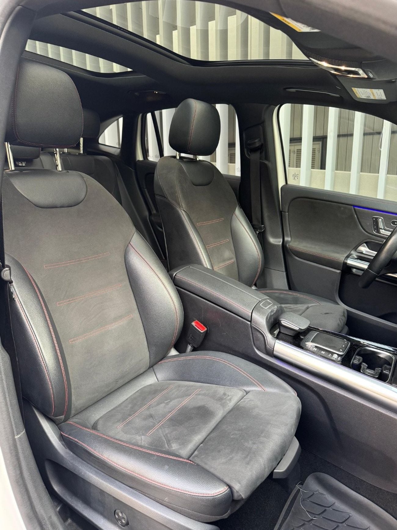 Mercedes Benz GLA 200 AMG