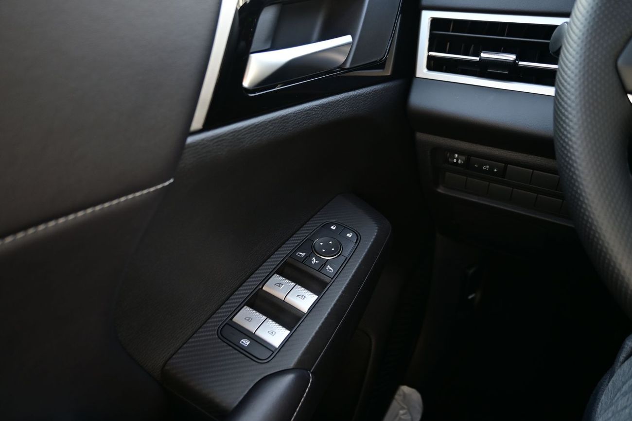 Mitsubishi Outlander Mitsubishi Outlander Hi-Line Plus 2.5L Petrol 4WD, Model 2025, Color Grey