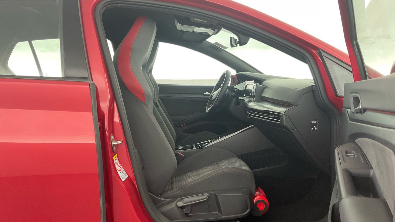 فولكس واجن جولف GTI - Cloth | upto AED 20,000 Ramadan Discount | شامل الضمان | 0 ﺪﻔﻋﺓ ﺃﻮﻟﻯ