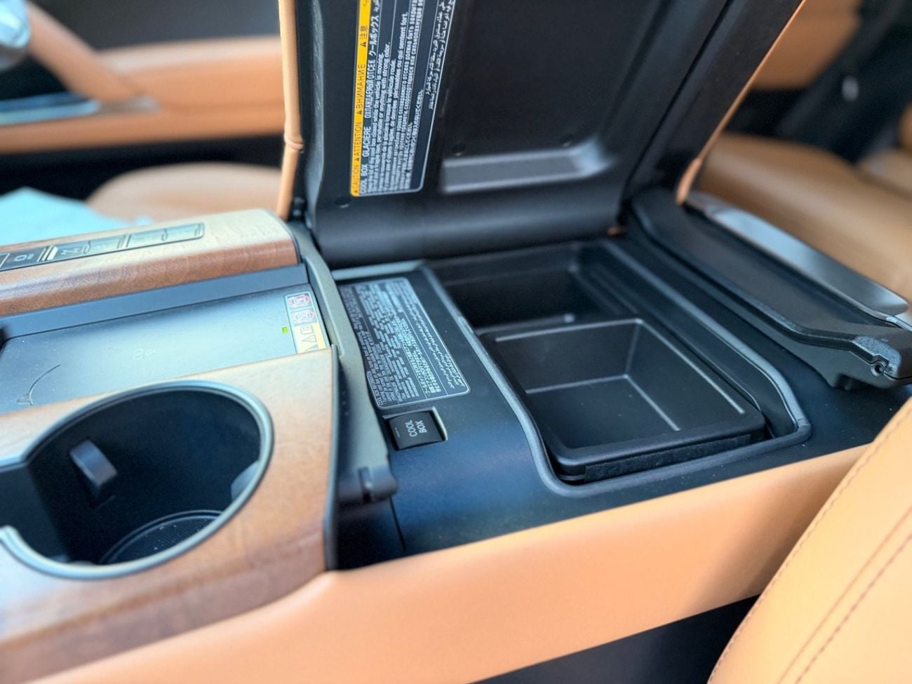 Lexus LX600 VIP