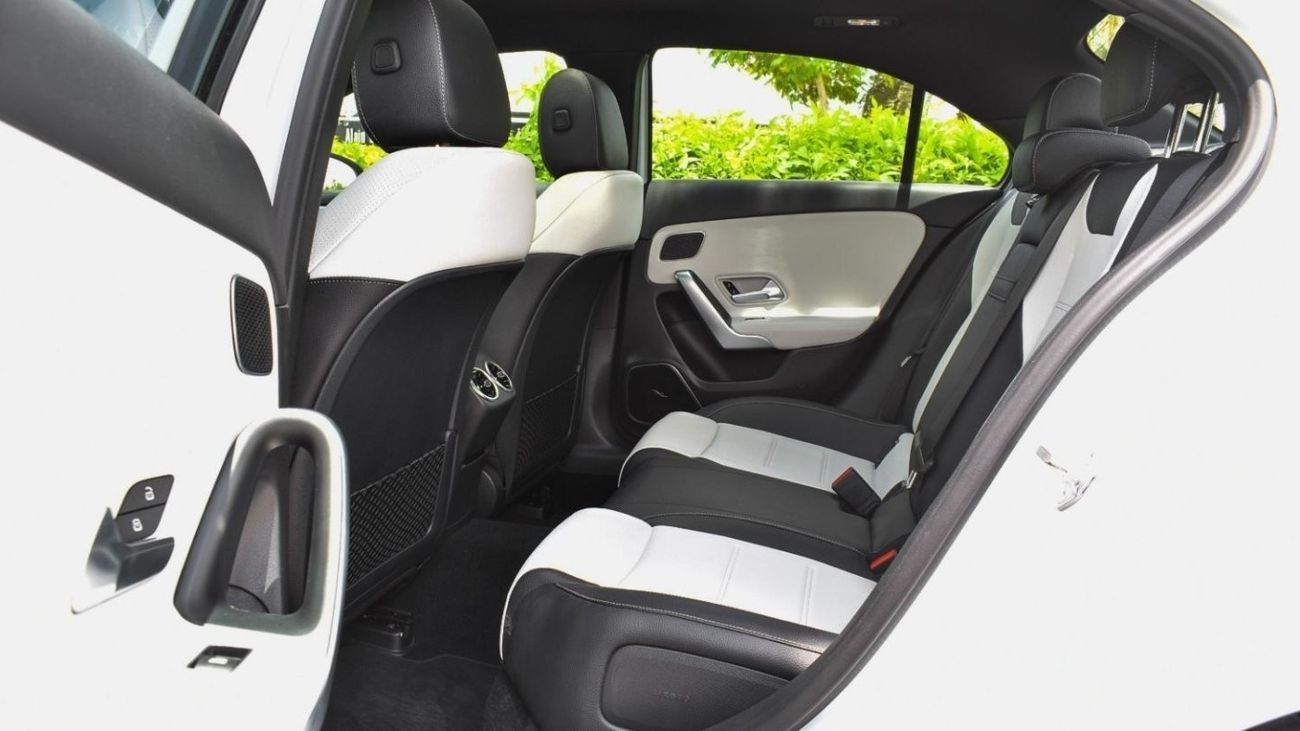 Mercedes-Benz A 220 Mercedes A220 AMG / 2020 / USA