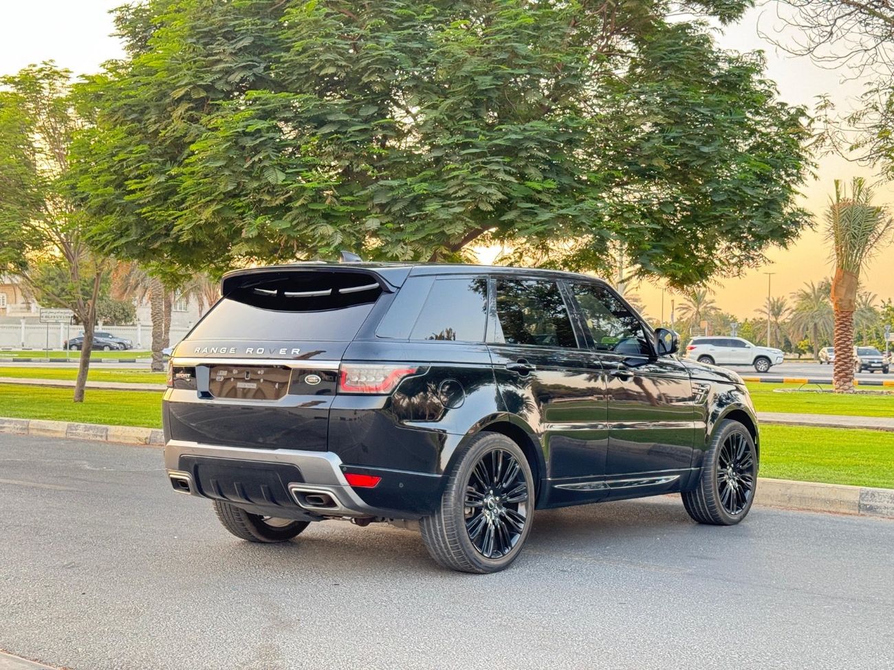 لاند روفر رينج روفر سبورت HSE 3.0L (340 HP)