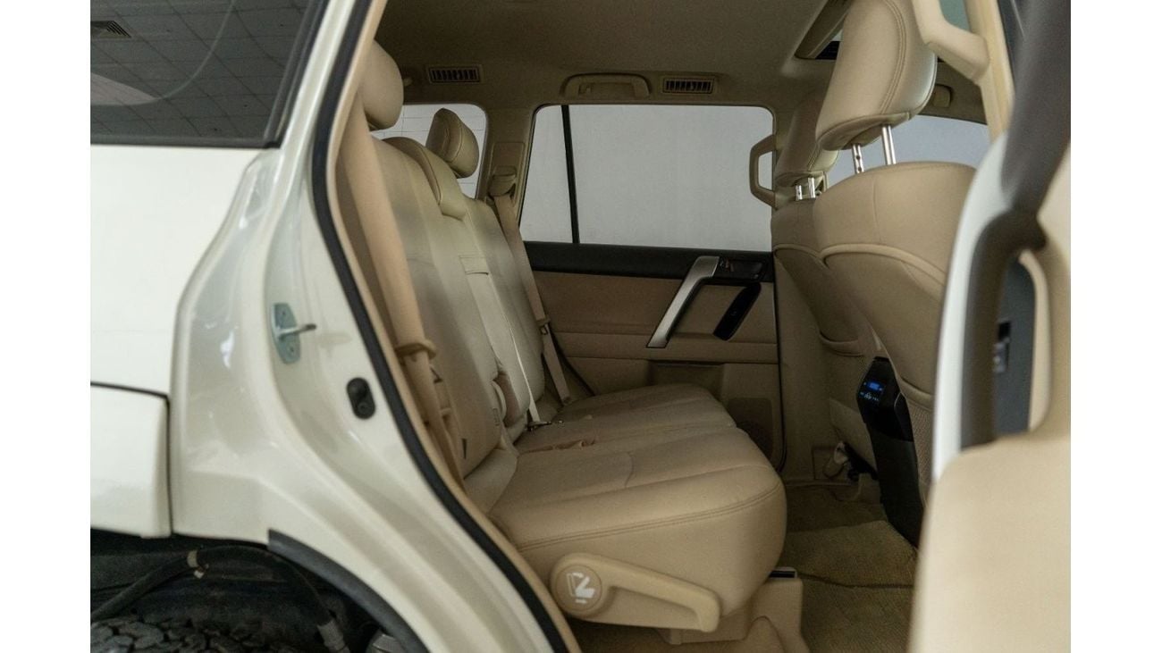 Toyota Land Cruiser VXR Arctic Trucks AT32 Conversion