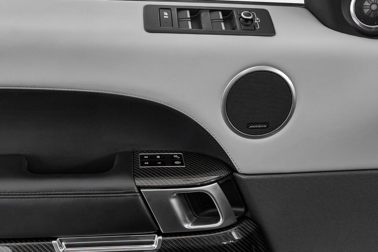 Land Rover Range Rover Sport 2015 Range Rover Sport SVR / Full-Service History