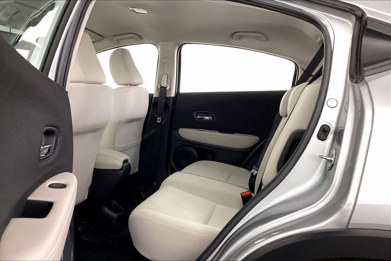 هوندا HRV LX | Carnival Sale • UP TO AED 20,000 OFF | شامل الضمان | 0 ﺪﻔﻋﺓ ﺃﻮﻟﻯ