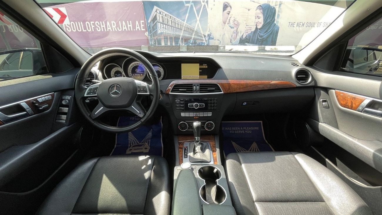 Mercedes-Benz C 300 Avantgarde Sport 3.0L