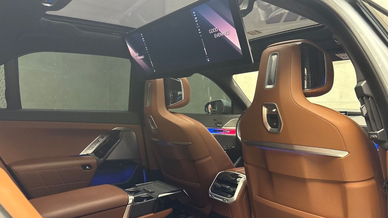 BMW 735i 2024 | GCC Specs | Agency Warranty & Service