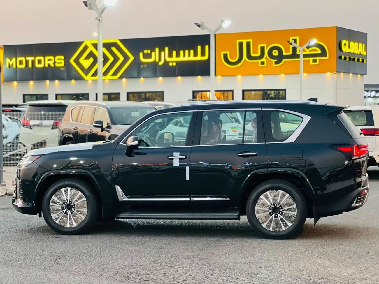لكزس LS600h