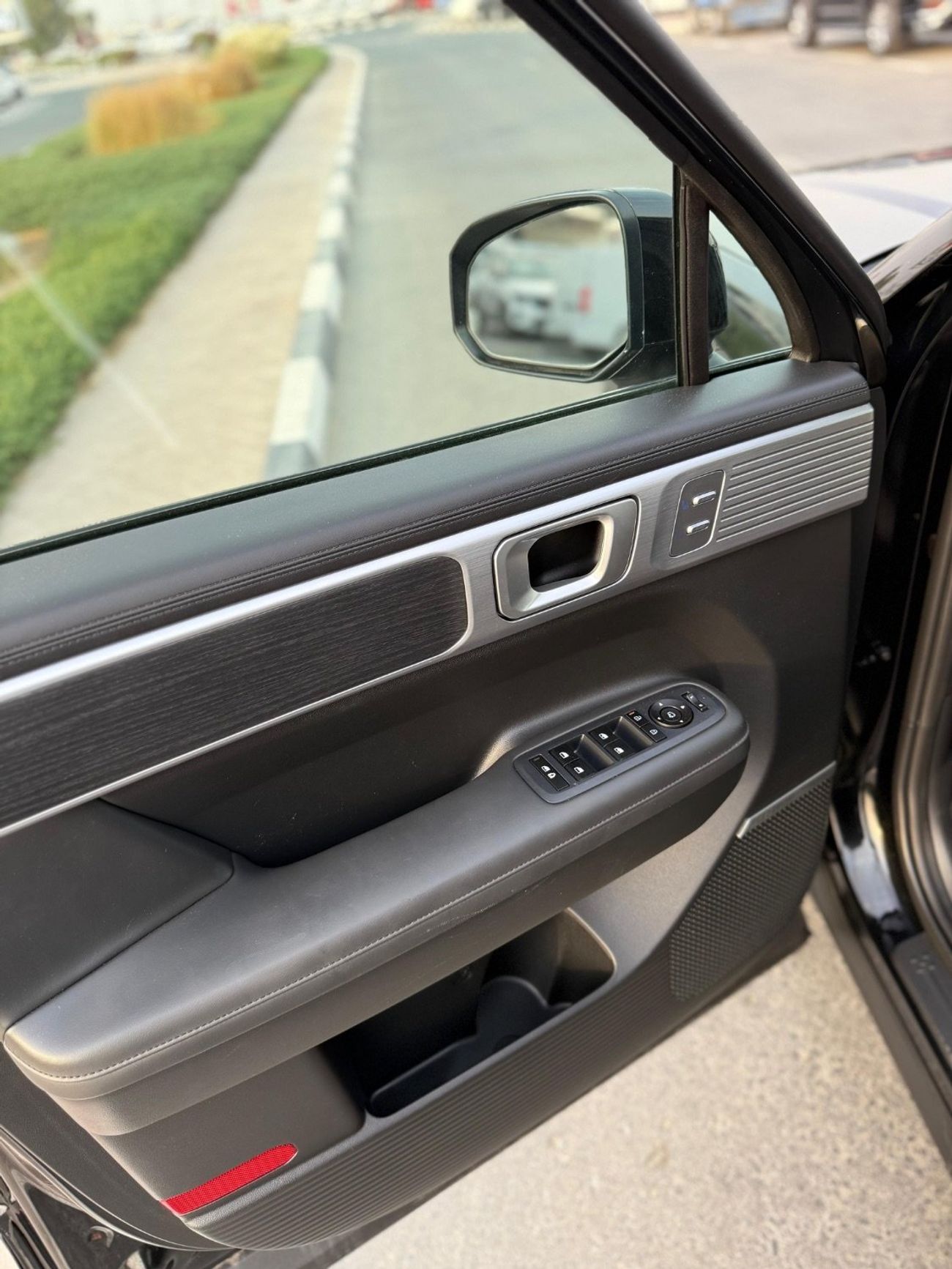 Hyundai Santa Fe Limited FE 360 camera, panoramic,leather seats, Full Option