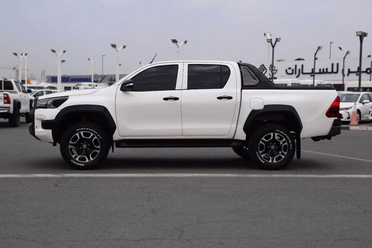 Toyota Hilux 2.4L Diesel Right hand drive (export only)